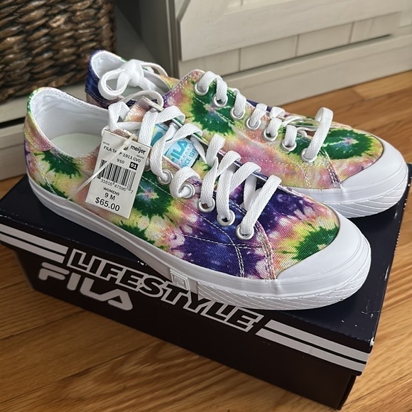 - Fila Tarp 1911 CVO tie dye woman’s size 9 new in box - Picture 2 of 10